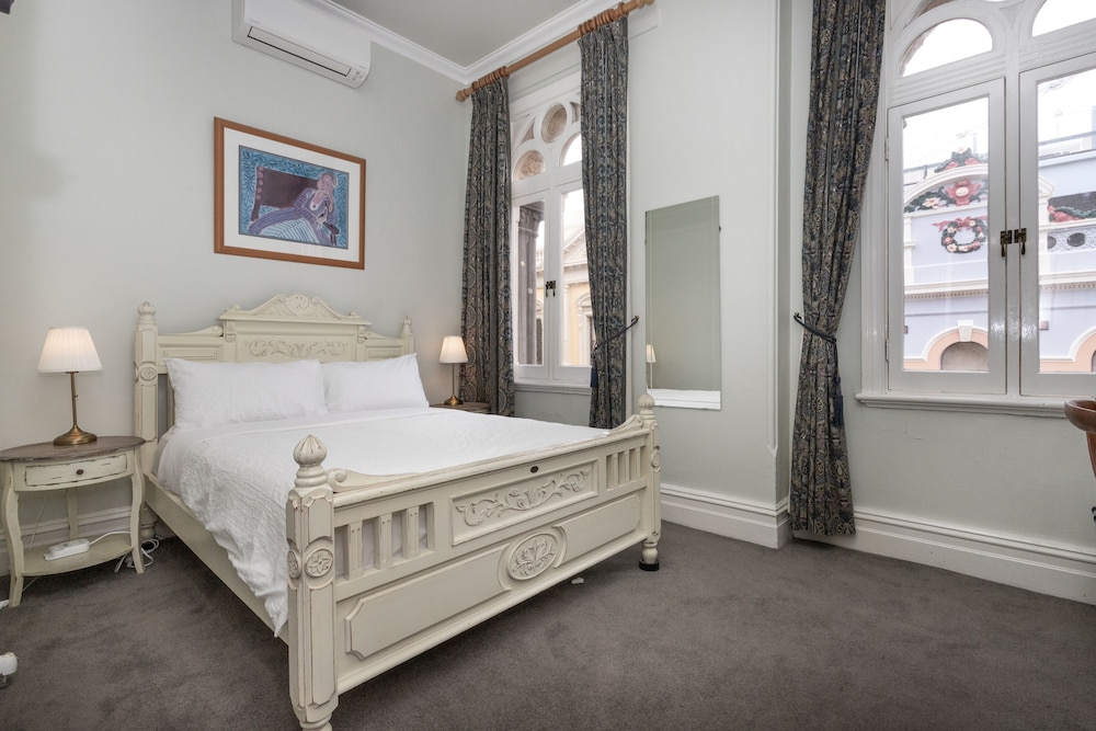 Fremantle Bed And Breakfast 10/45