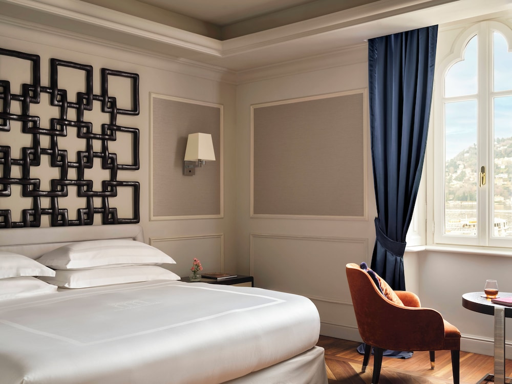 Suite, King Bed