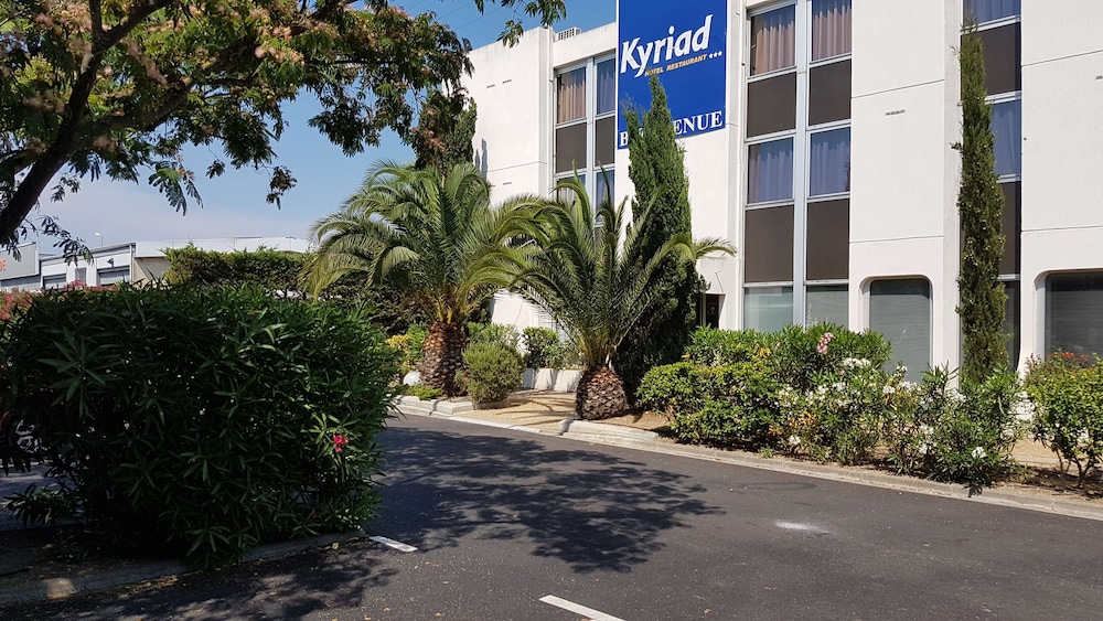 Kyriad Martigues Sud 49/58