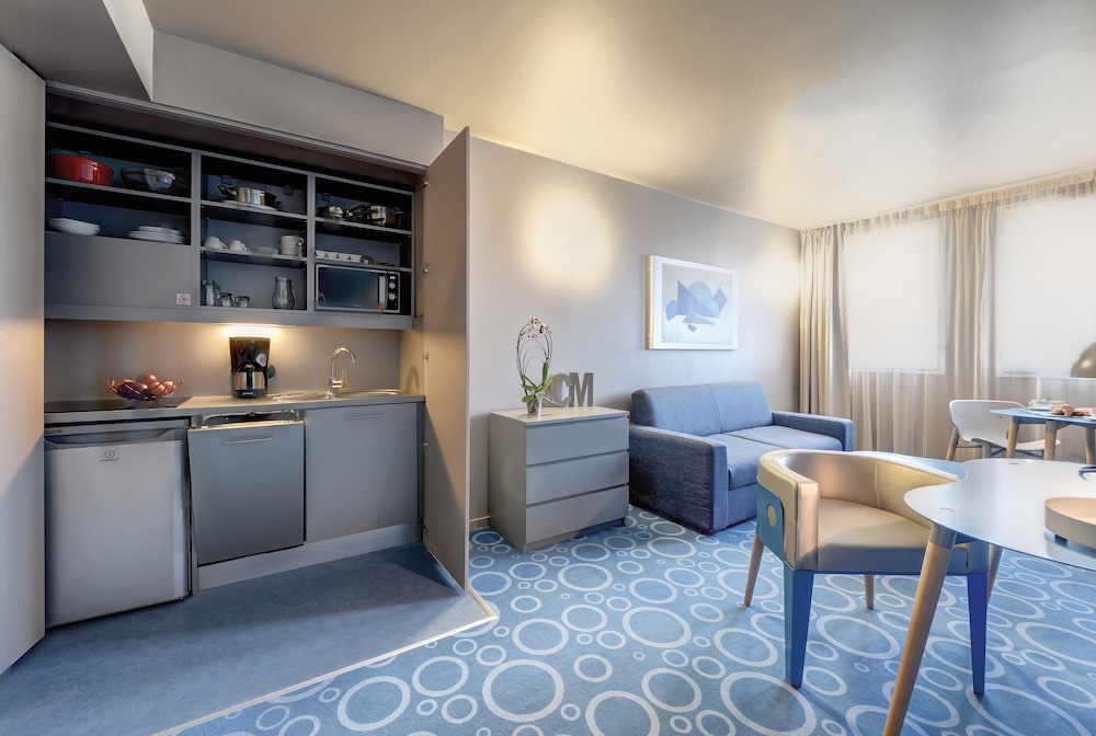 Appart City Collection Paris Velizy 48/63