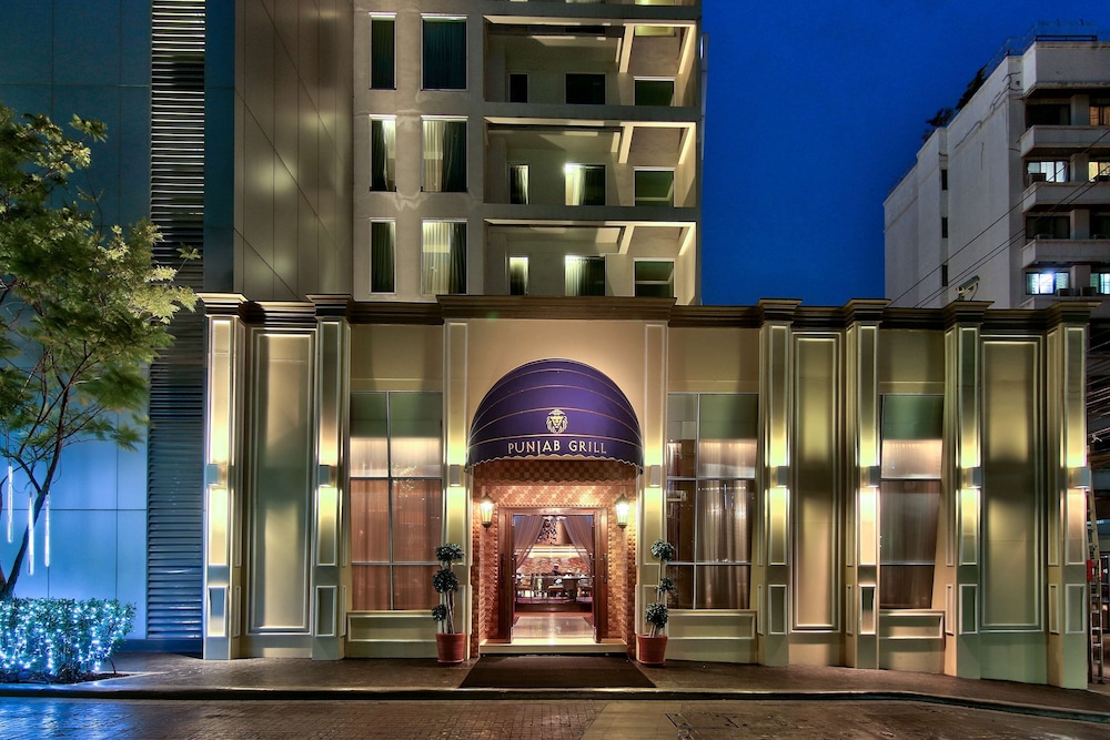 RADISSON SUITES BANGKOK SUKHUMVIT in BANGKOK