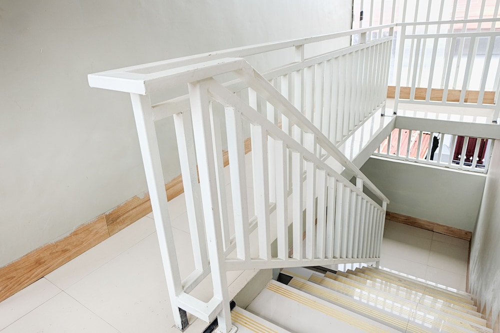 OYO 2595 Hotel Jinan Makassar 16/24