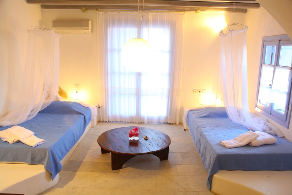 Nama Villas 7/25