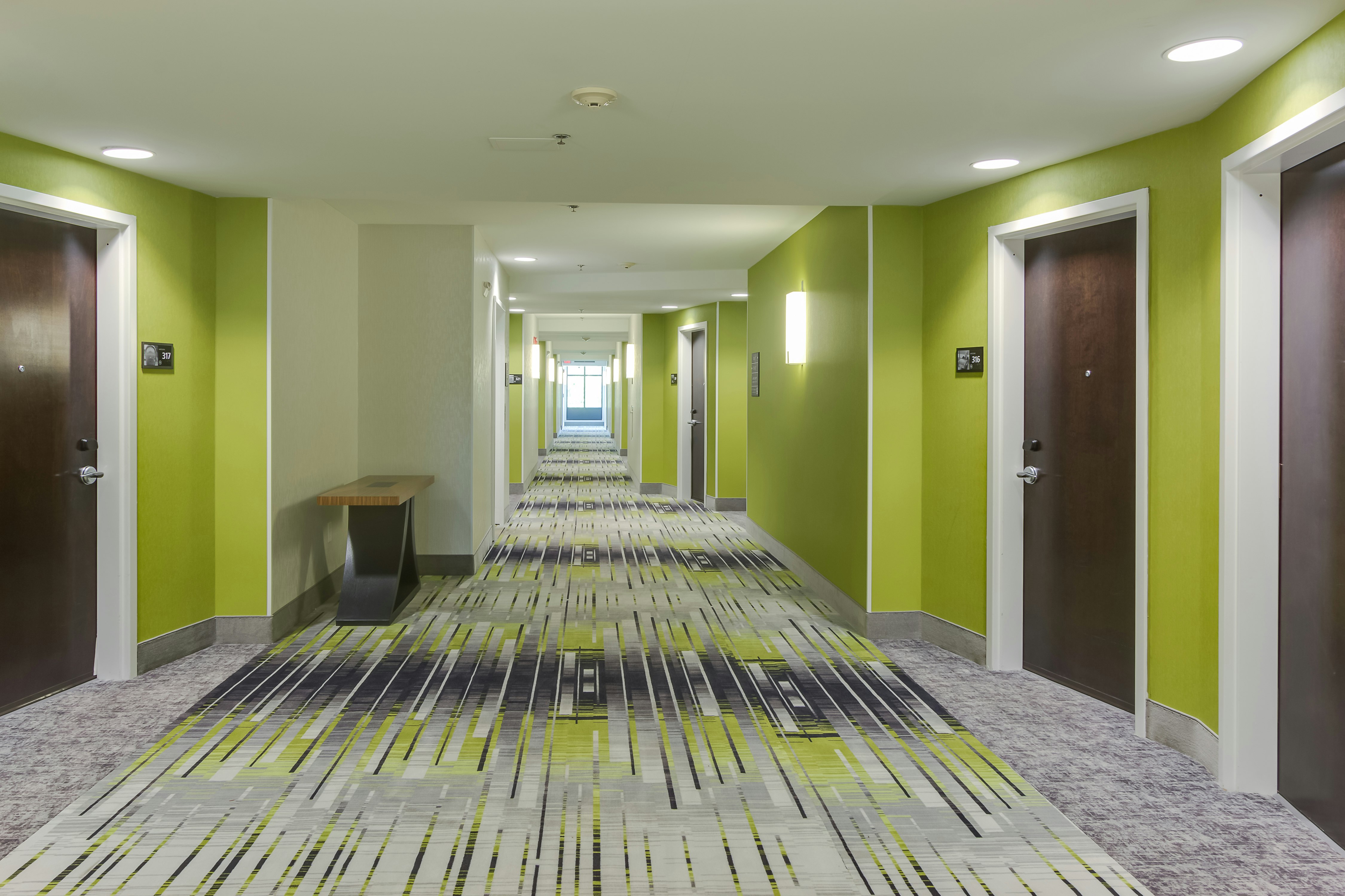 Hampton Inn White House 4/55