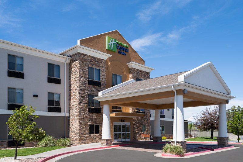 Holiday Inn Express Hotel & Suites Vernal - Dinosaurland 70/77