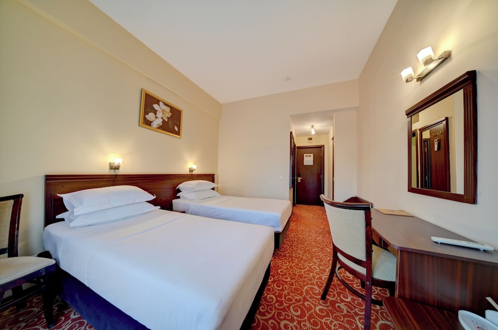 Hotel Central Ploiesti 32/69