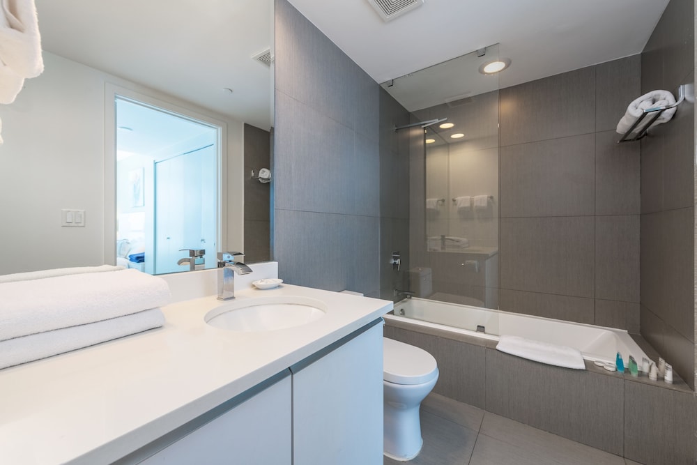 Global Luxury Apartments At Monte Carlo By Global 70/70