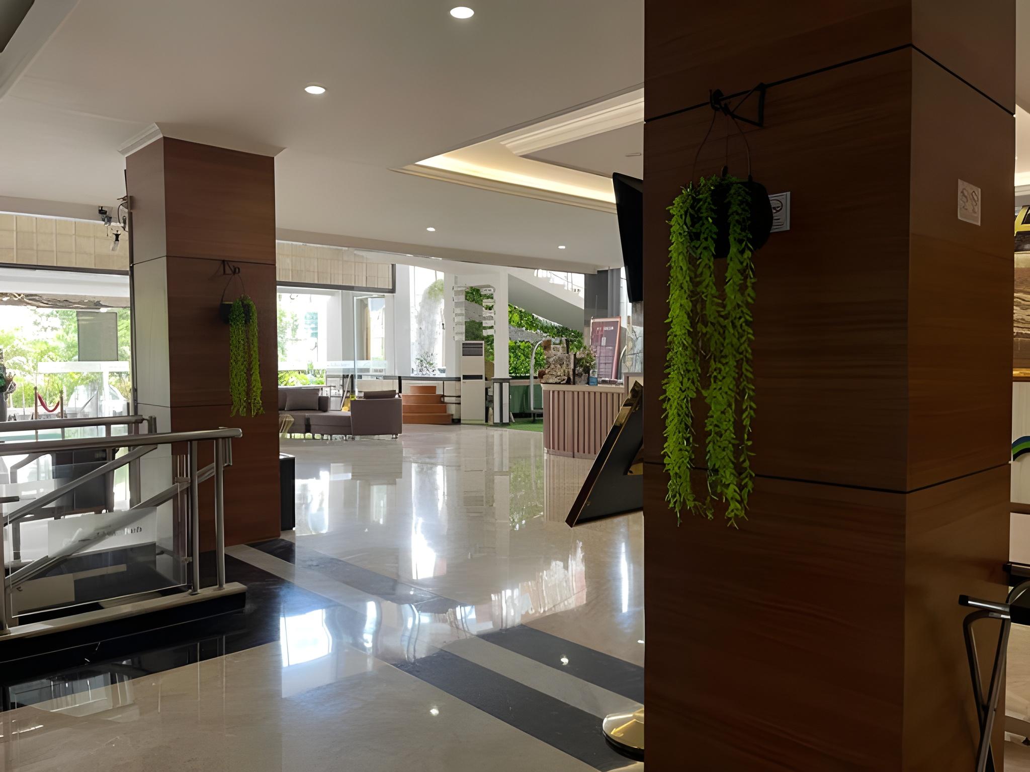 Grand Asrilia Hotel 11/50