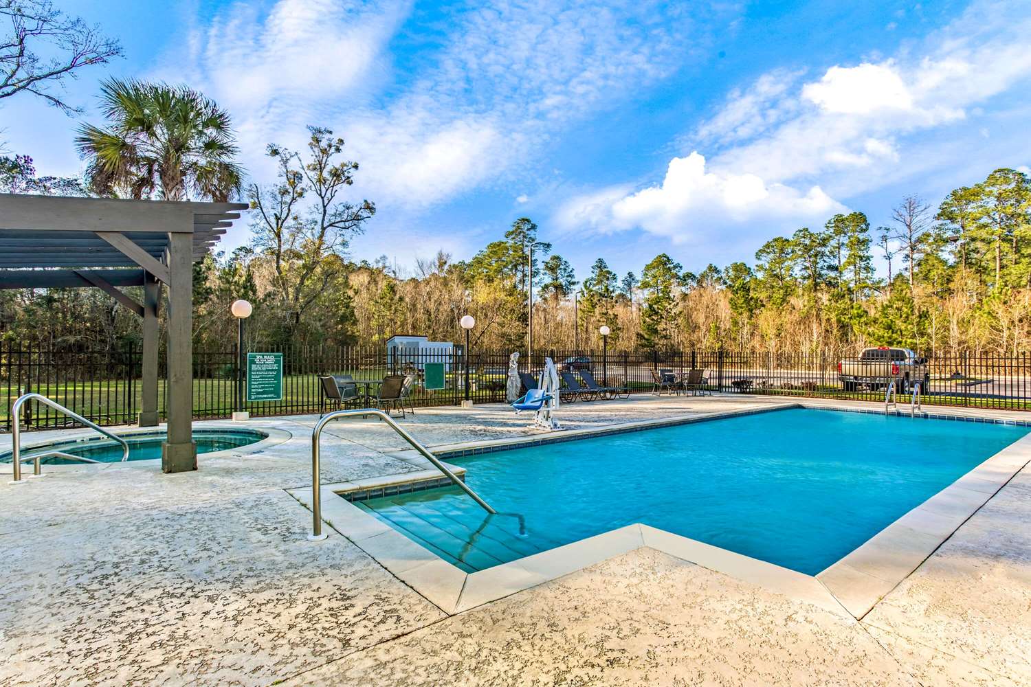 La Quinta Inn Suites By Wyndham Mobile Satsuma Saraland 25/50
