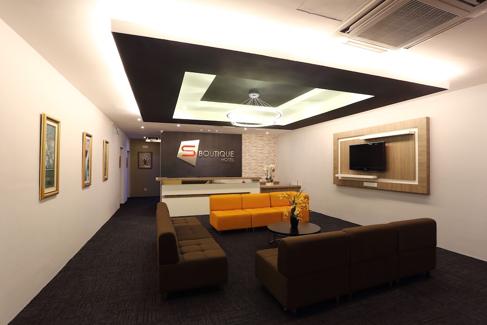 S Boutique Hotel 37/48