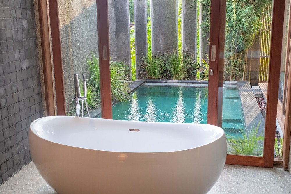 Tegal Sari Accommodation 48/50