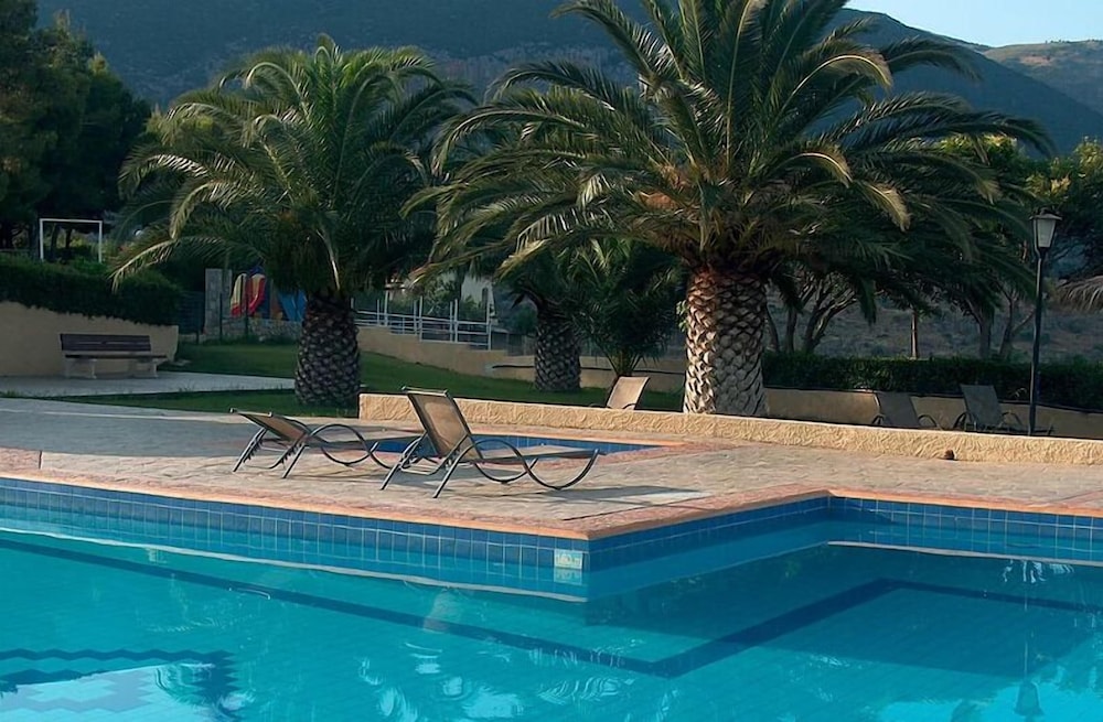 Chrissa Camping Rooms & Bungalows 28/33