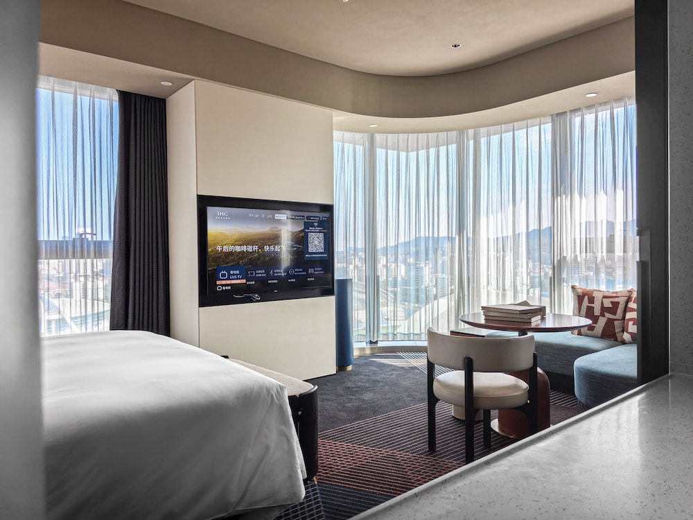 جناح بسرير كينج بغرفة نوم واحدة، Hotel Indigo Zhuhai Xiangzhou by IHG 6/10