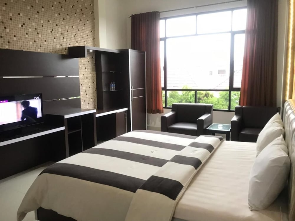 Hotel Harmony In Pontianak 19/62