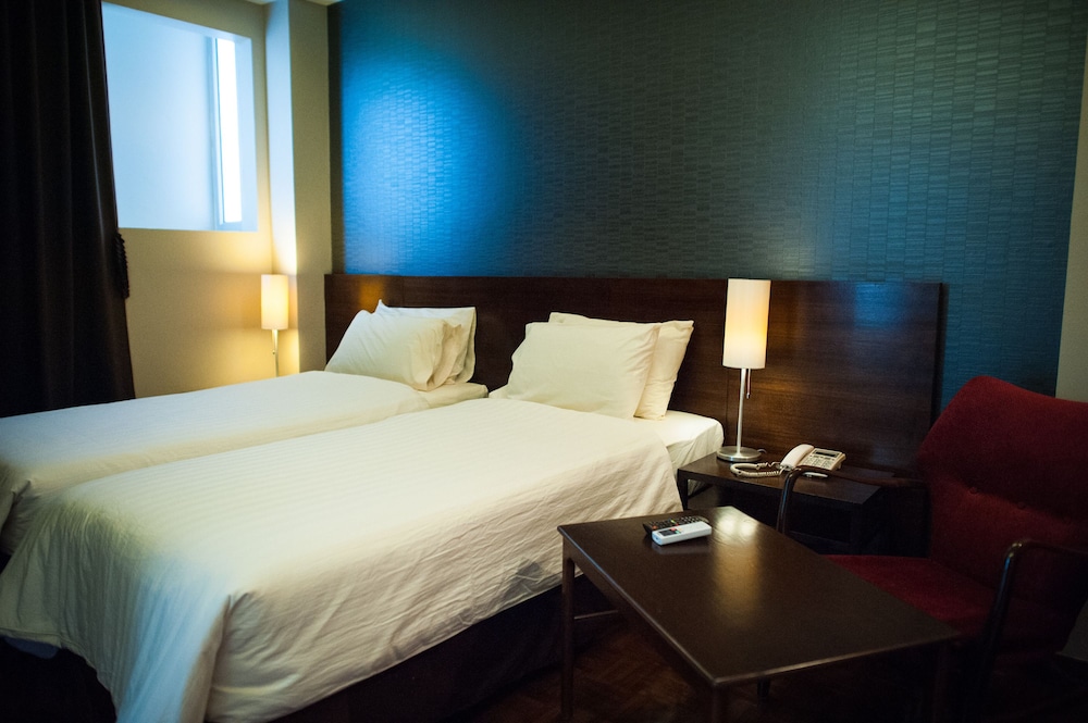 BAAN SILOM SOI 3 14/51