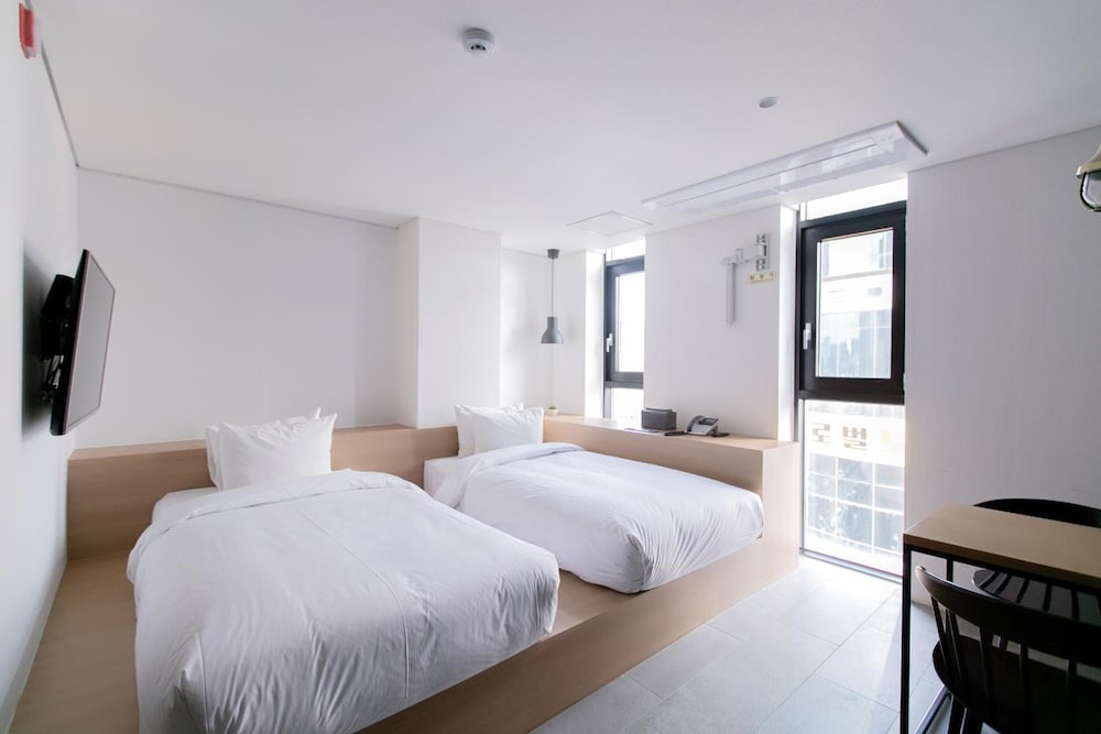 Gangneung Boutique Hotel Bombom 12/34