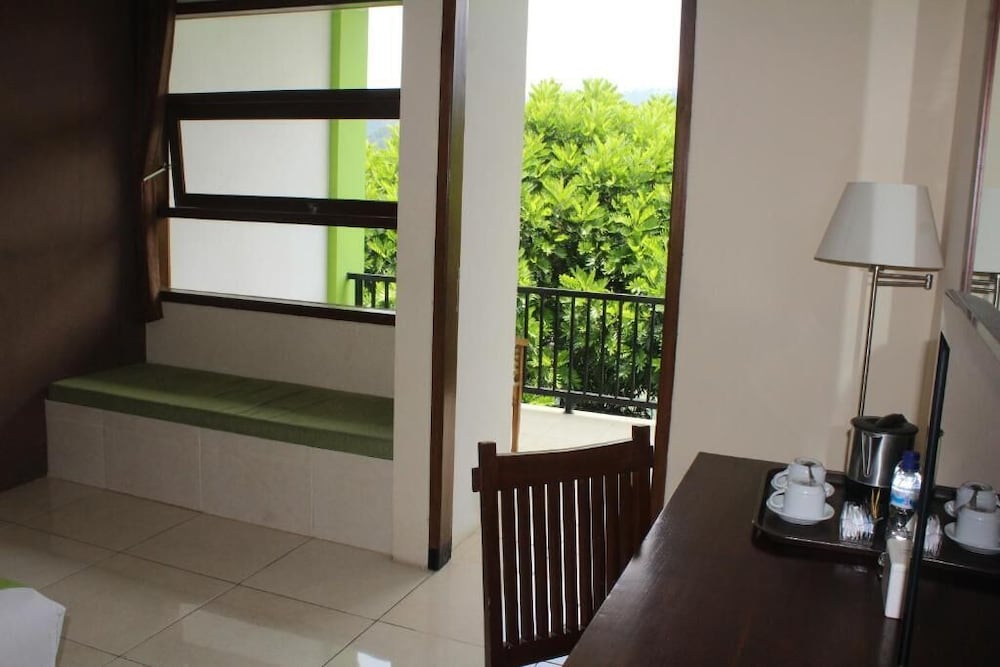 De View Hotel 54/64
