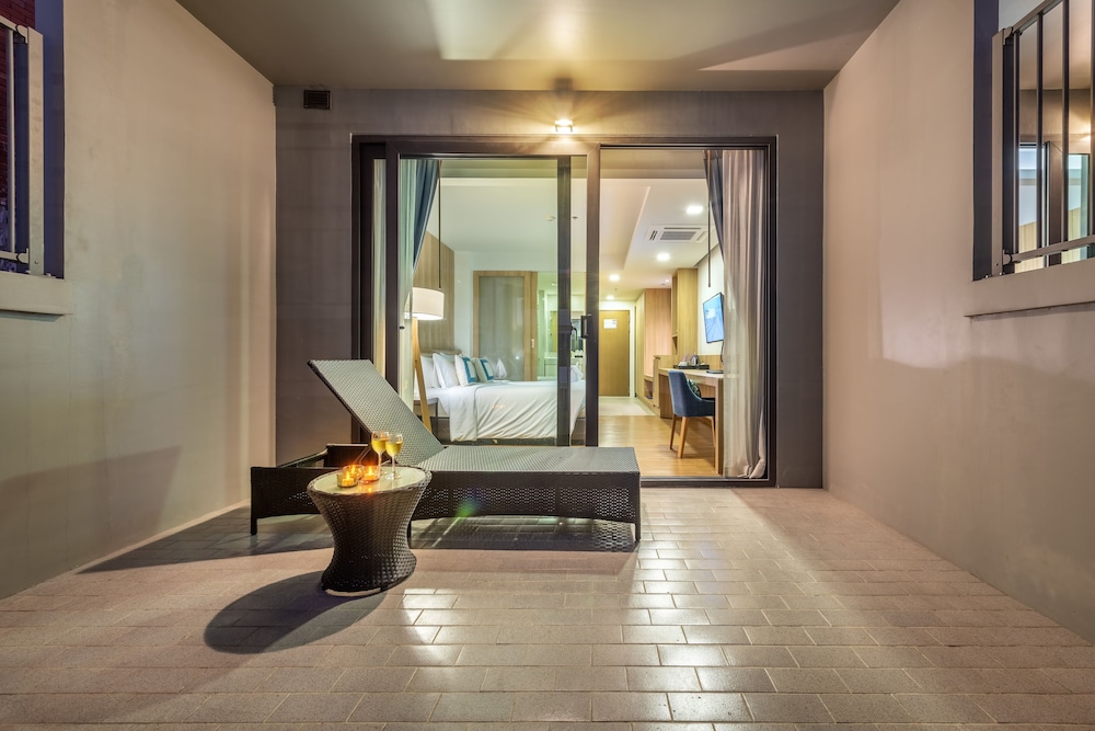 Plaai Prime Hotel (ex D Varee Diva Central Rayong) 54/71