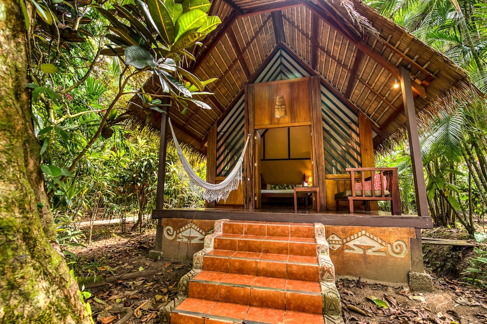 Shawanda Lodge 1/50