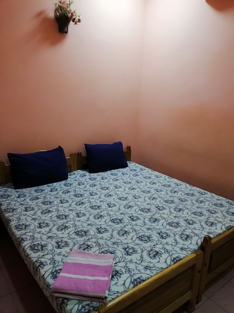 Sunshine Hotel And Hall 27/46