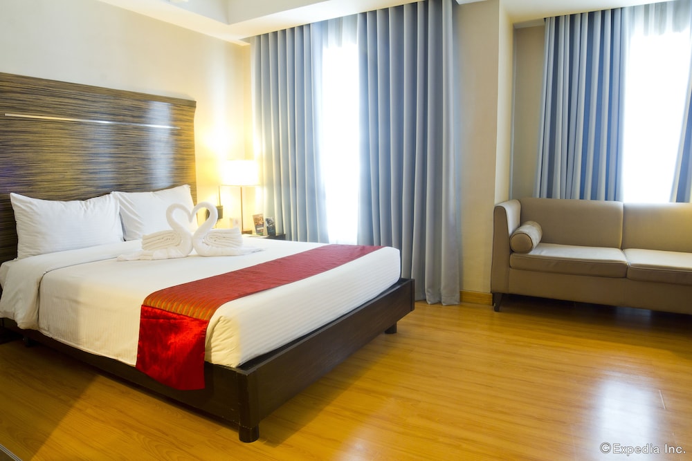 Junior Suite, Queen Bed