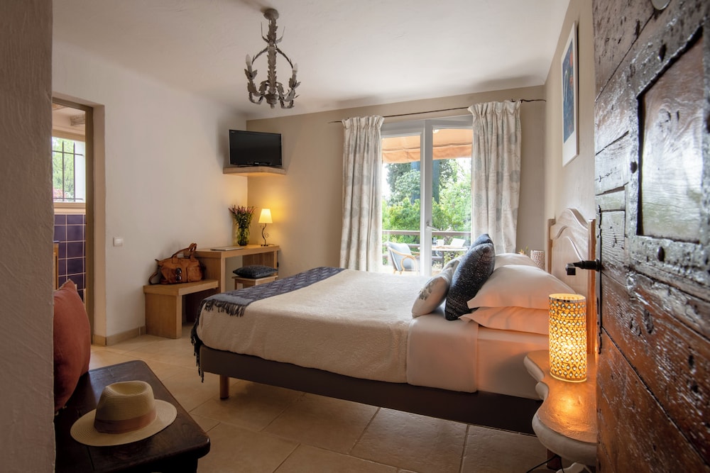 Hotel les Messugues By Alain Llorca 9/50