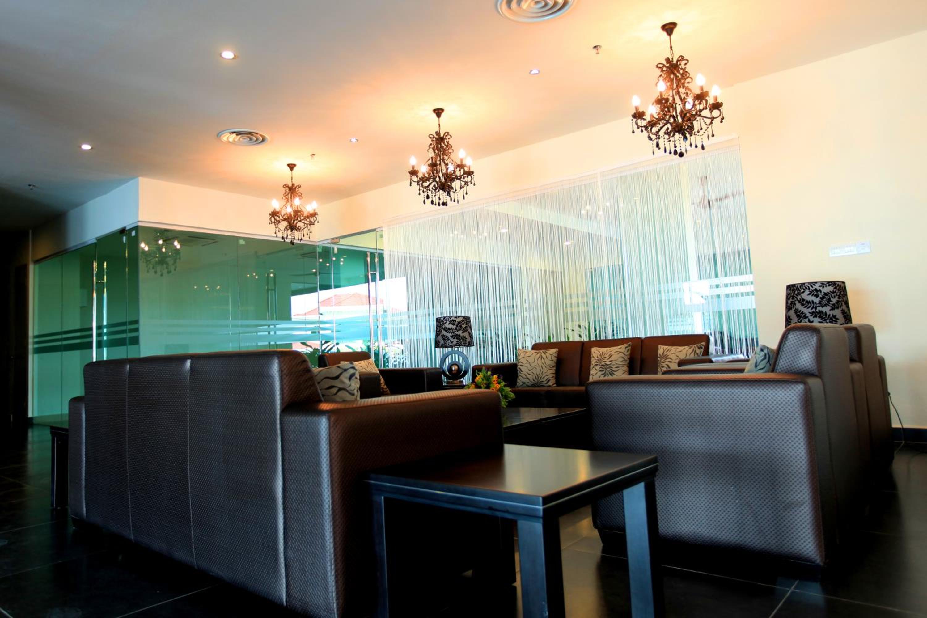 Merdeka Suites Hotel 7/45