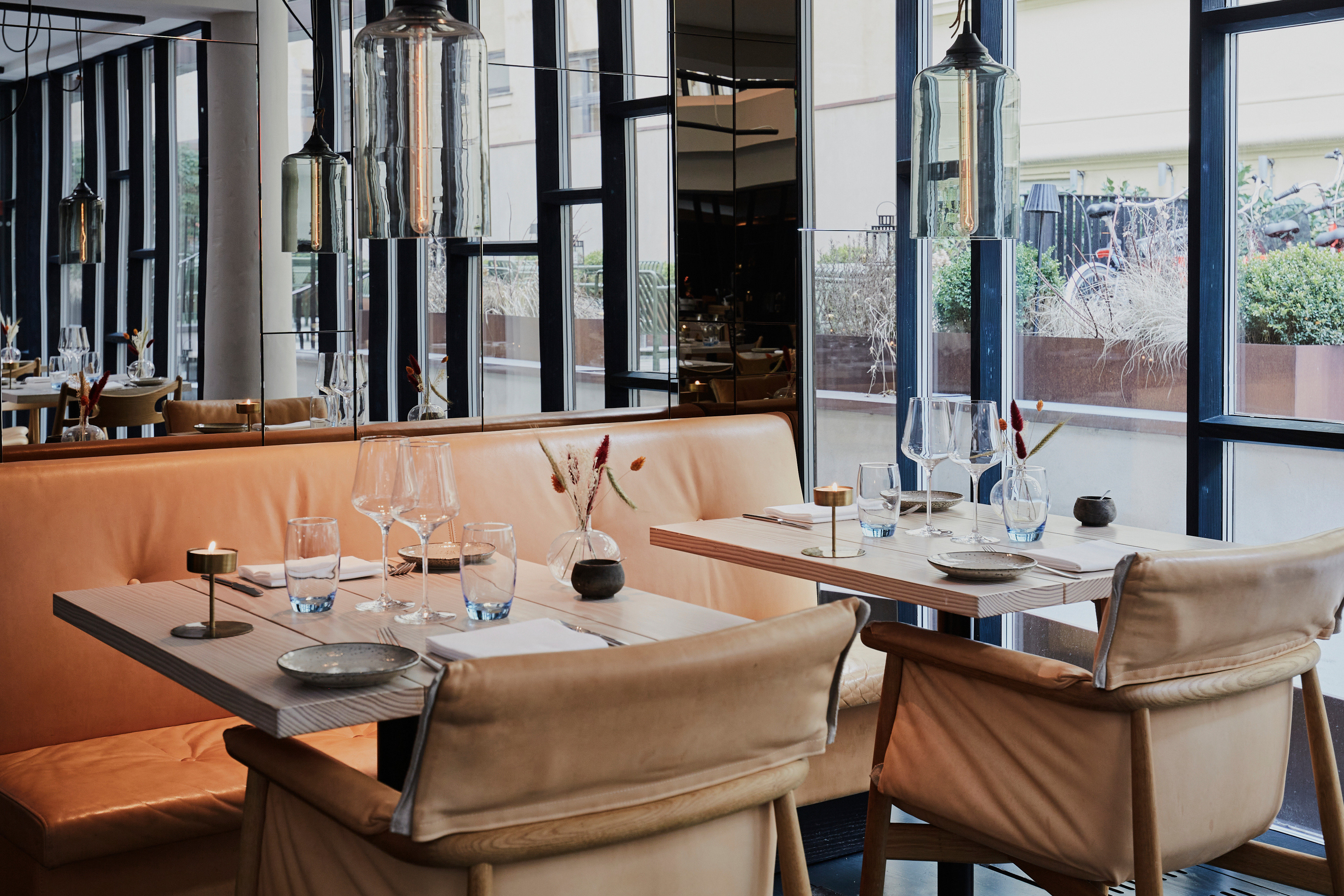 Nobis Copenhagen 37/56