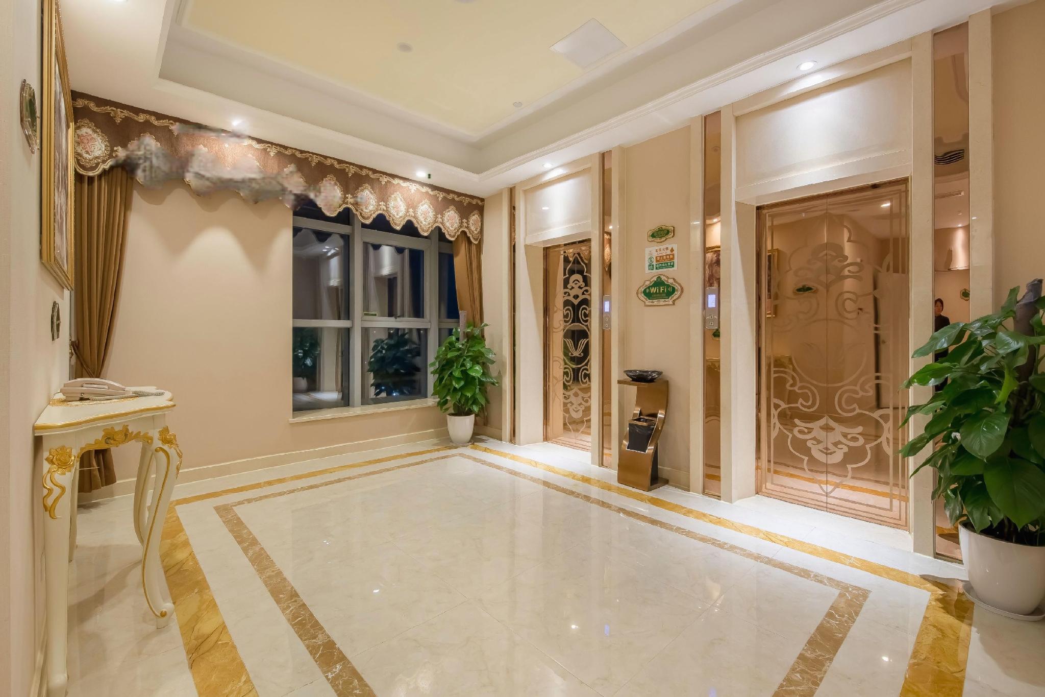 Vienna International Hotel (Nanjing Zhushan Road Metro Station) 20/29