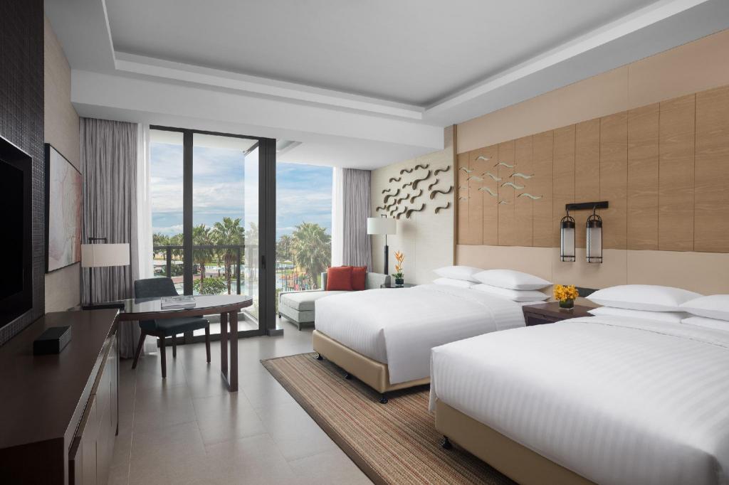 Guest Room, 2 Double Beds, Trundle Bed, Partial Ocean View, North Tower, North Wing