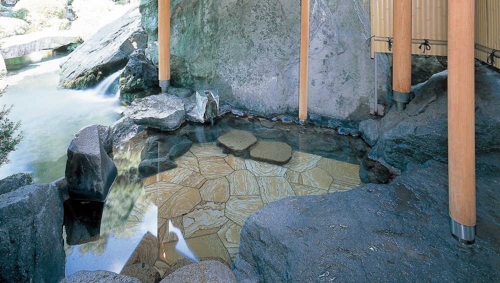 ISAWA VIEW HOTEL 27/48