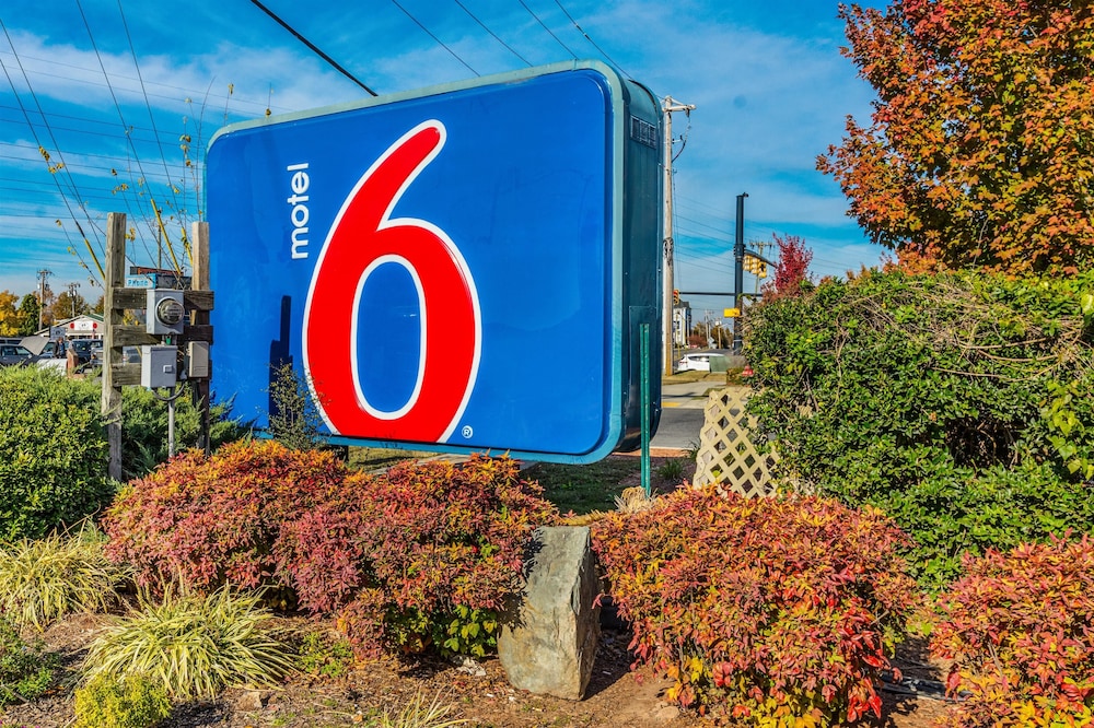 Baymont by Wyndham Rock Hill 6/52