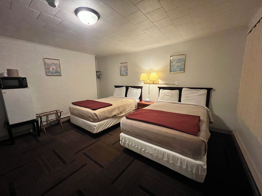 Hotel Prairie Winds Carthage Keokuk Hwy 136 25/37