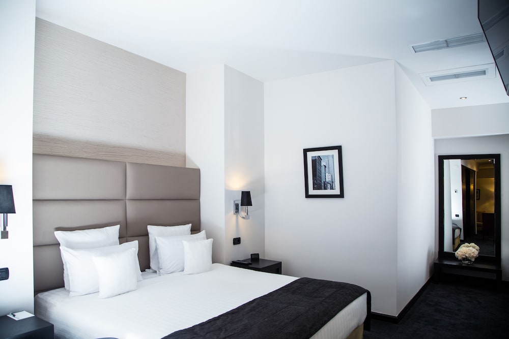 North Avenue by Stellar Hotels (Ex:North Avenue Hotel) 17/78