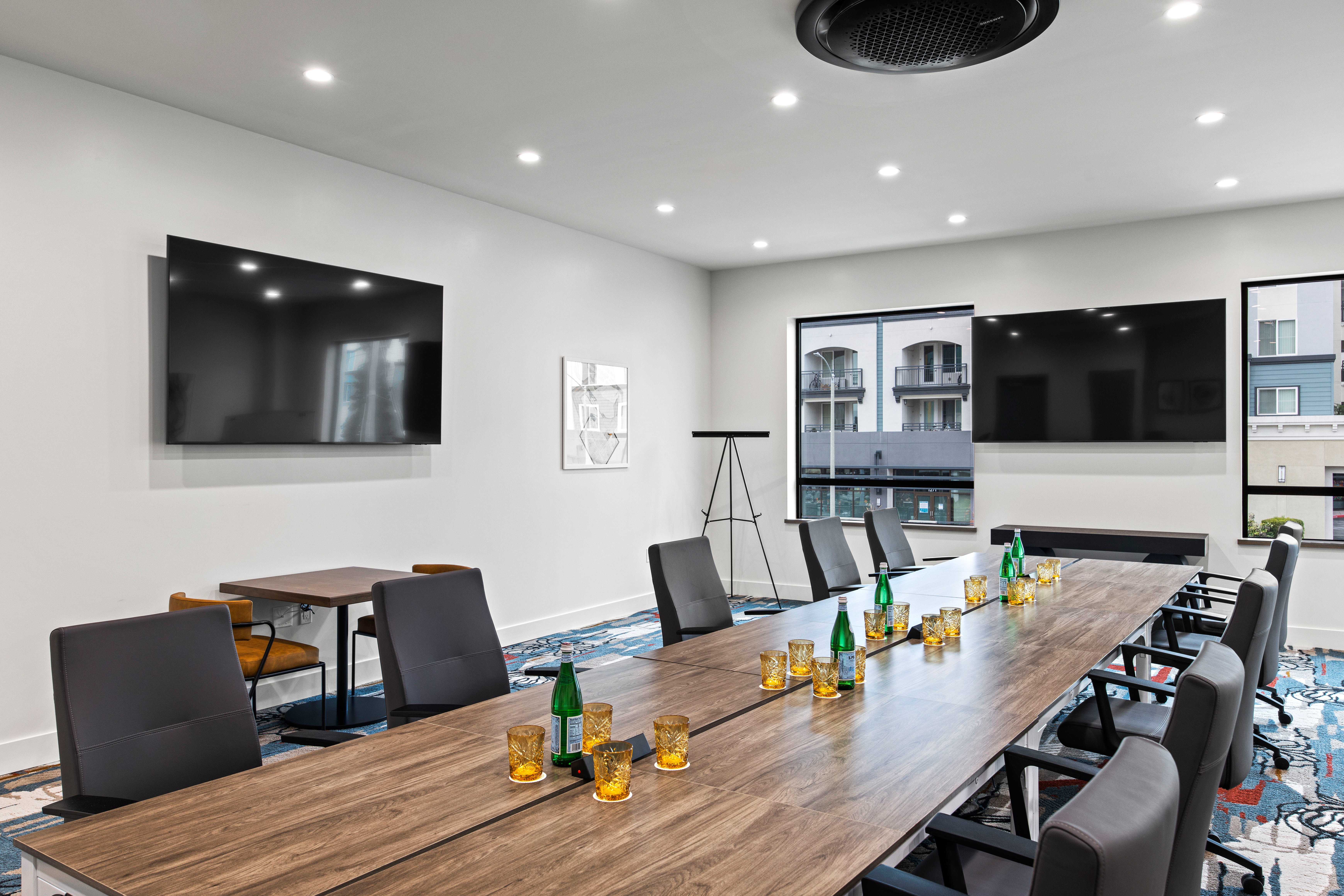 Voco Ardez Hotel Sunnyvale By IHG 38/50