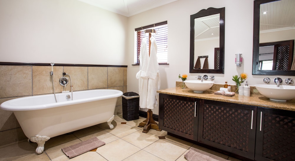 Wildehondekloof Private Game Reserve 7/72
