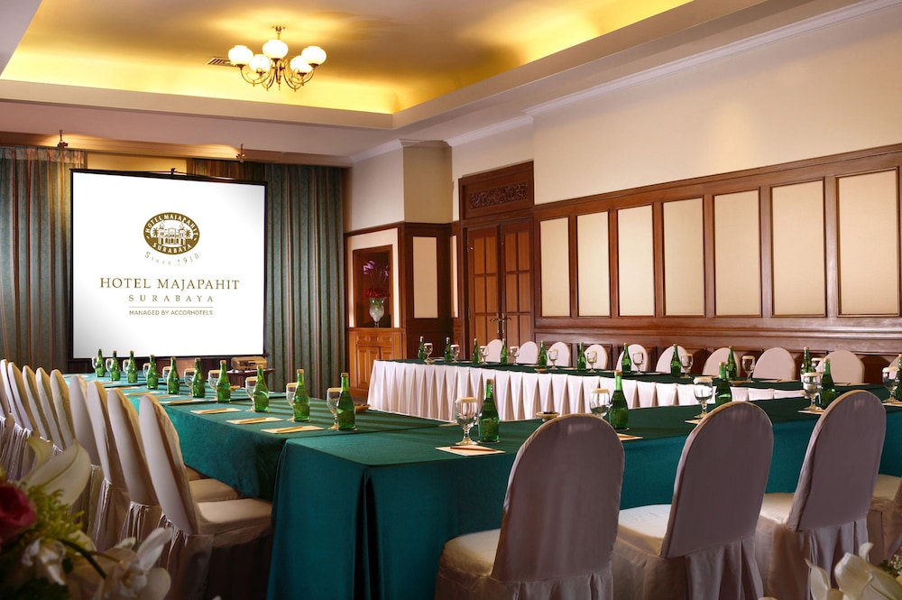Majapahit Hotel Surabaya - MGallery Collection 38/47