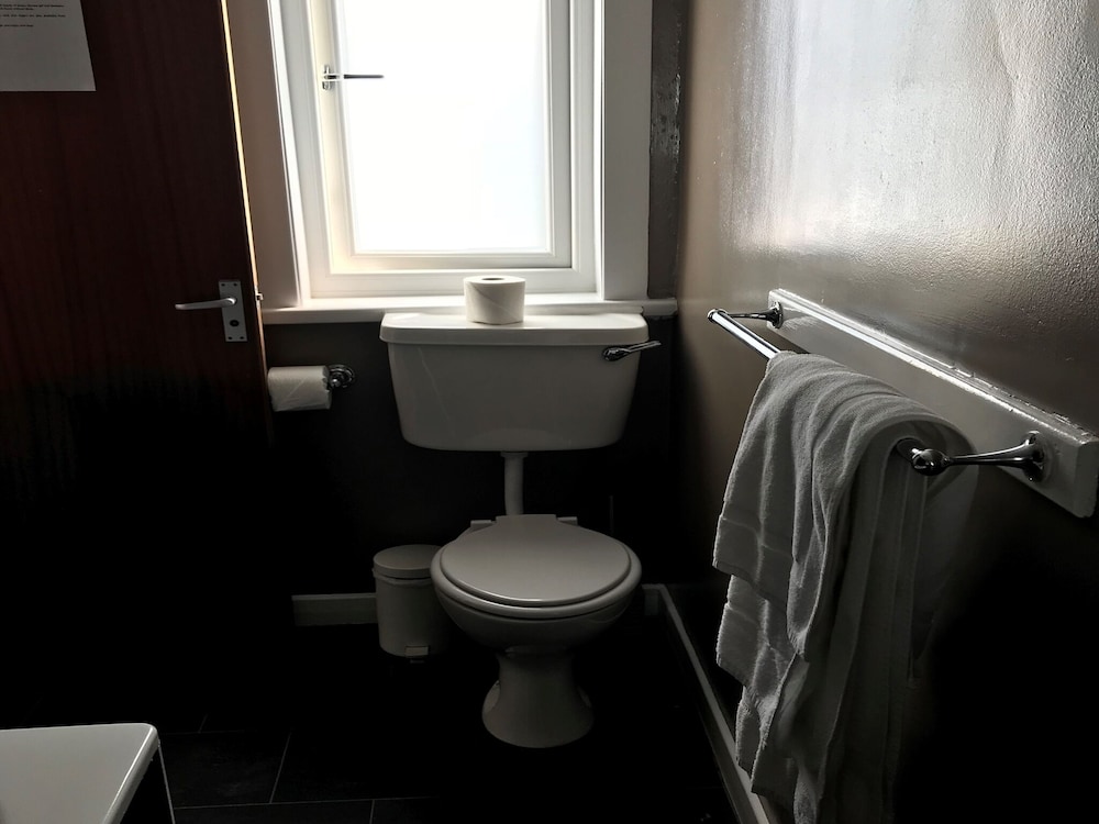 The Old Coach House Hotel 30/33
