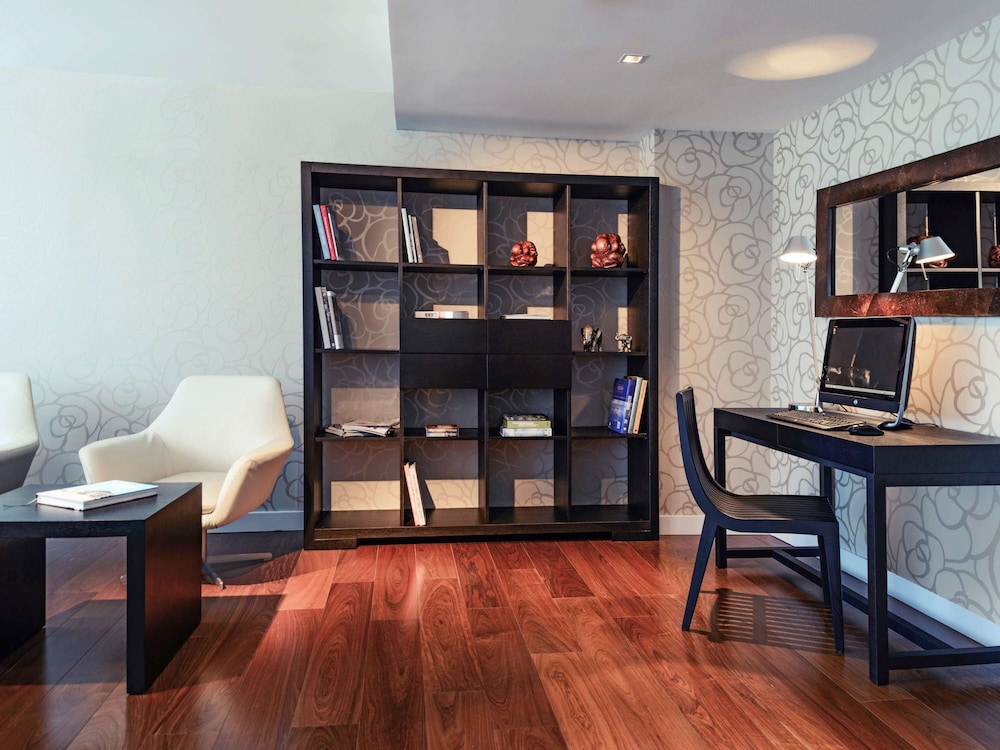 Mercure Montevideo Punta Carretas 61/64