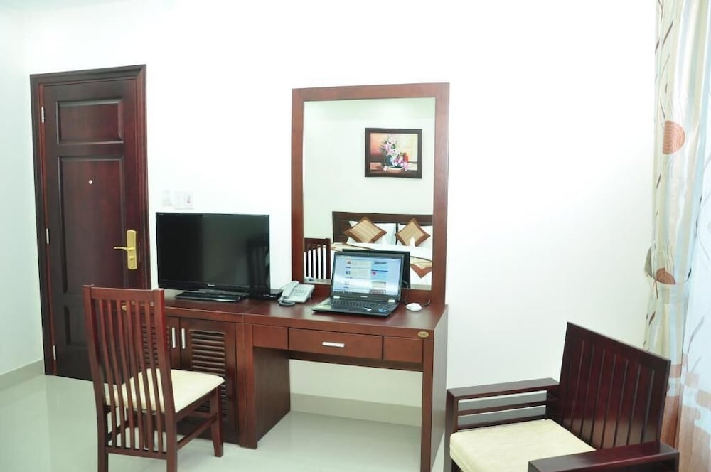 Da Nang Port Hotel 63/64