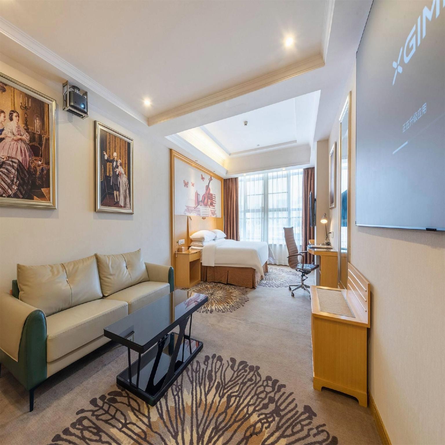 Vienna Hotel(Guangzhou North Railway Station Huaguoshan Subway Station Store) 31/45