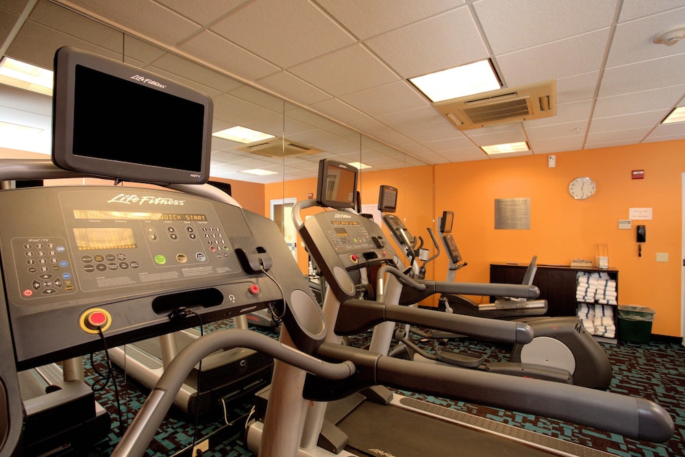 Fairfield Inn Suites By Marriott Edison South Plainfield 30/49