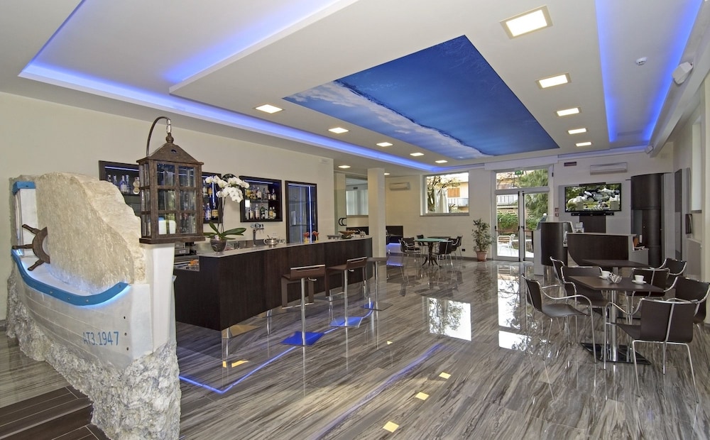 Hotel Roma 8/58