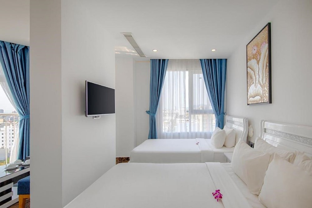 Sea Queen Hotel 36/50