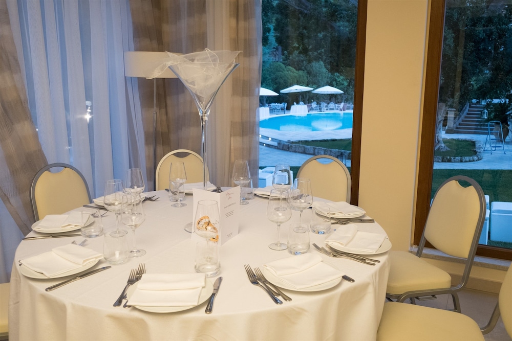 Hotel Parco Delle Fontane 48/71