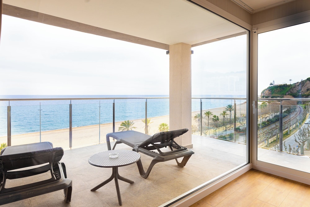 Hotel Internacional Calella 57/73