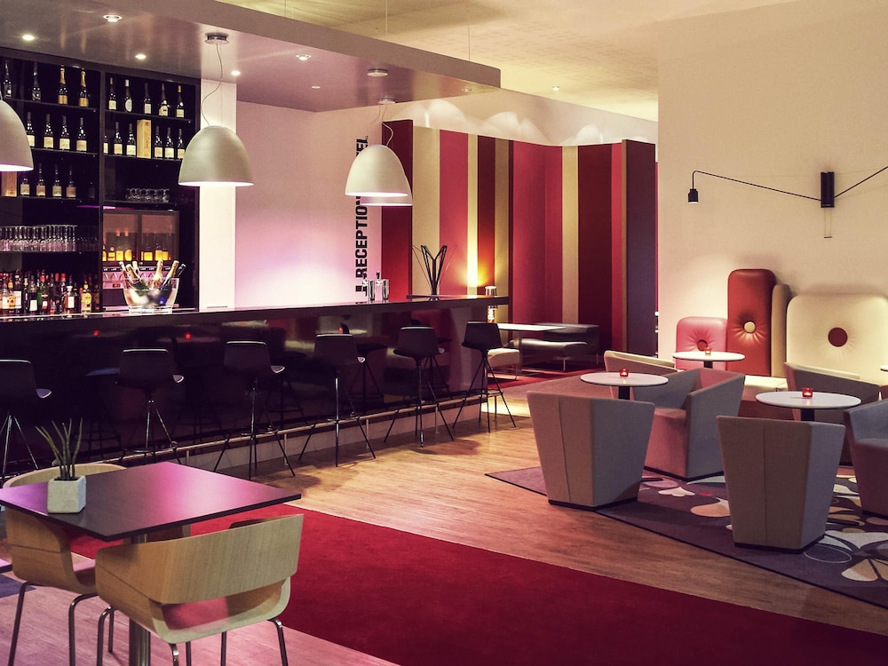 MERCURE CHOLET CENTRE 32/48