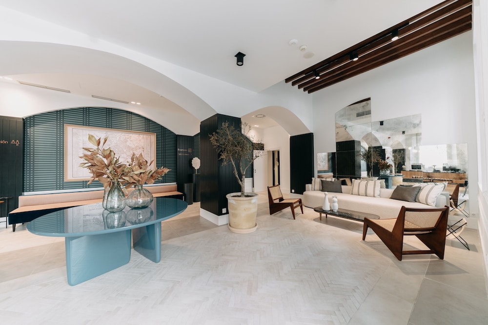 Soho Boutique Colon 31/40