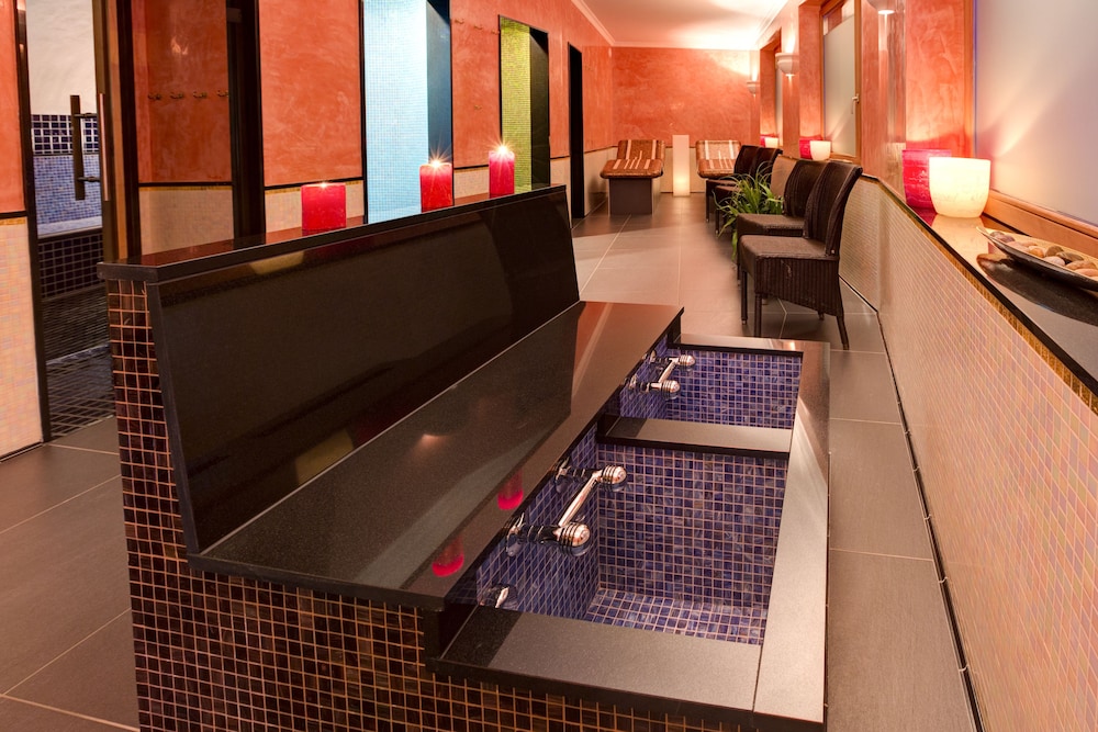 Nolda Hotel 8/69