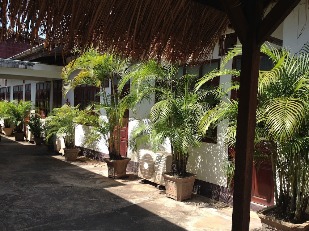 Villa Sisavad Guesthouse 27/31